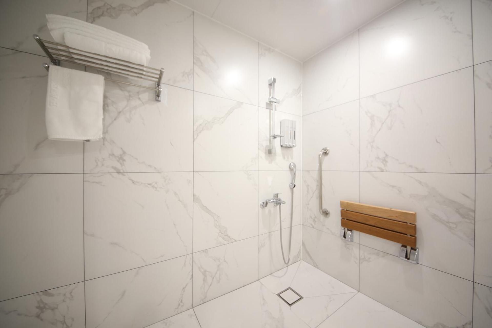 Busan H-Avenue Hotel Seomyeon Station Ngoại thất bức ảnh