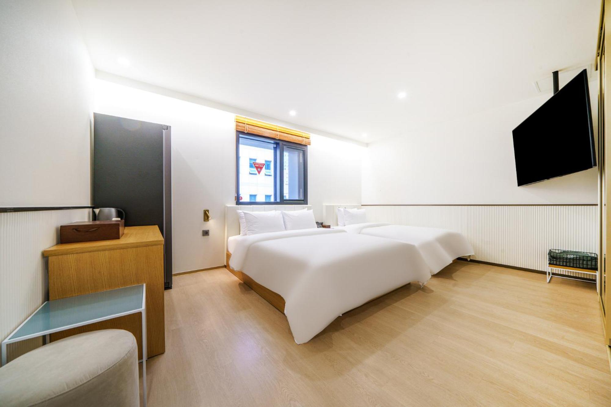 Busan H-Avenue Hotel Seomyeon Station Ngoại thất bức ảnh