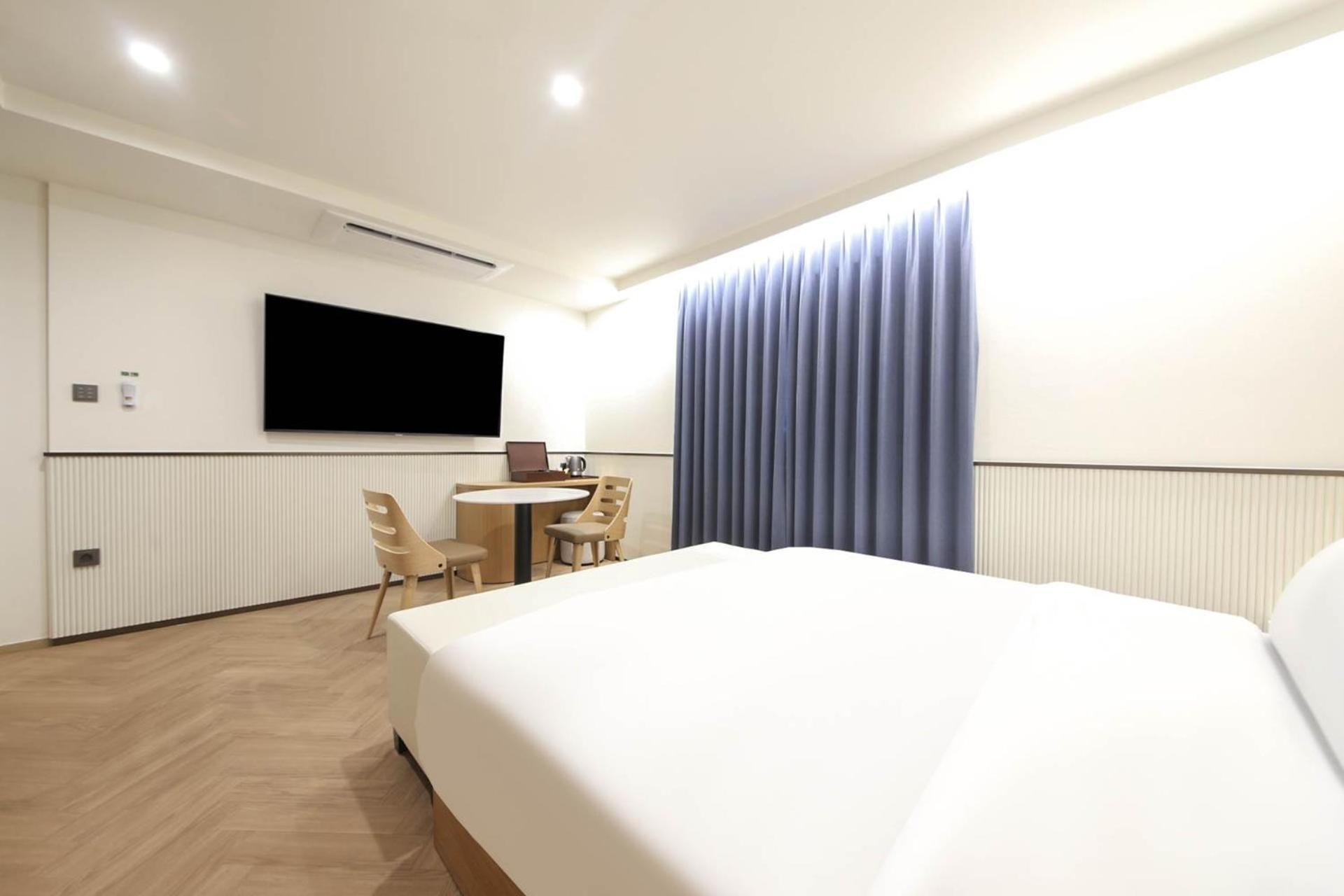 Busan H-Avenue Hotel Seomyeon Station Ngoại thất bức ảnh