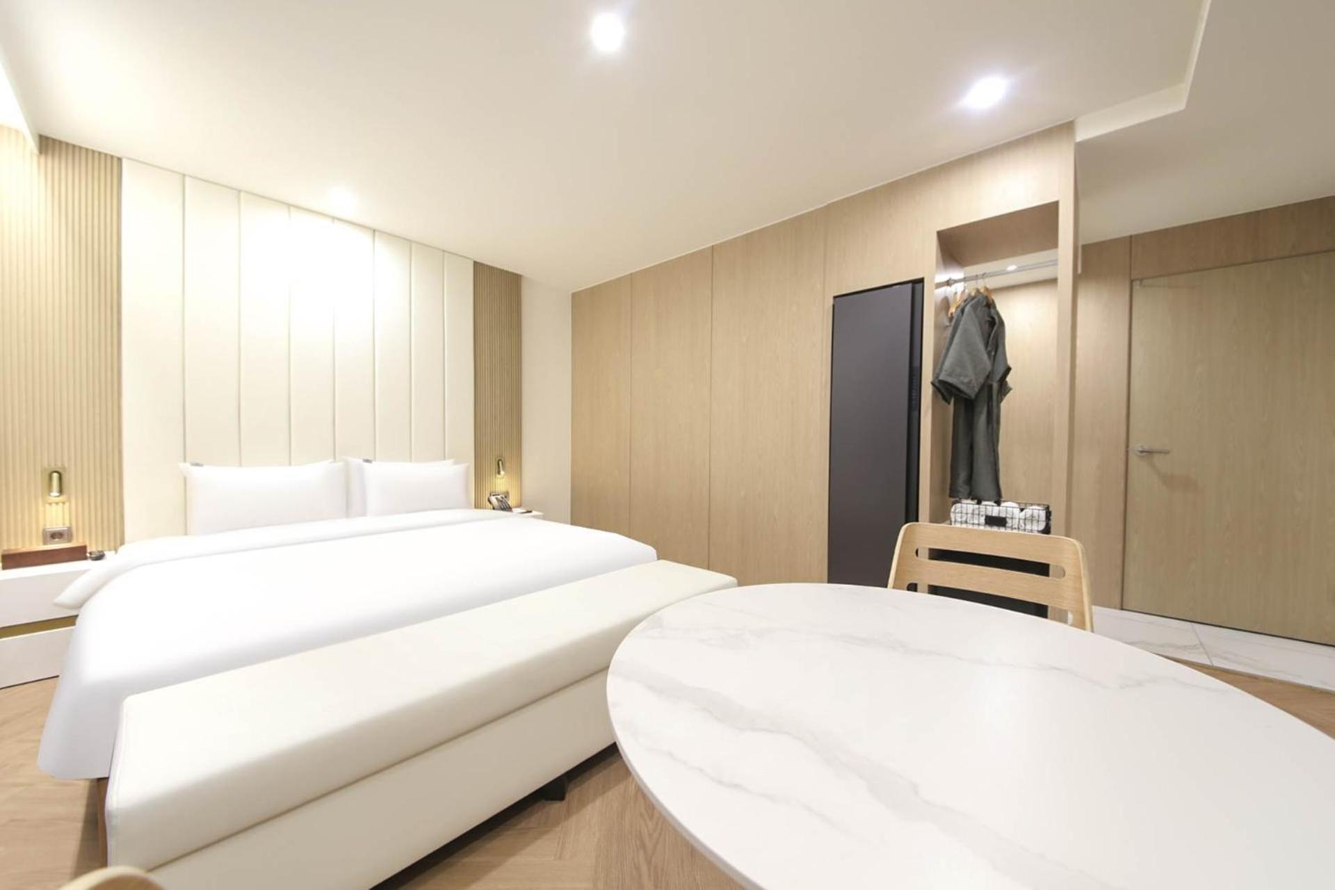 Busan H-Avenue Hotel Seomyeon Station Ngoại thất bức ảnh
